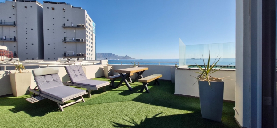  Bedroom Property for Sale in Bloubergstrand Western Cape
